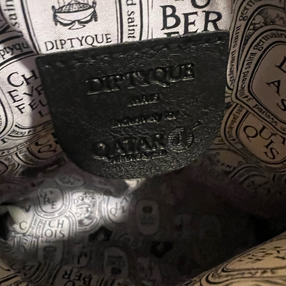 Diptyque × Qatar Airways amenity pouch (empty) - Picture 3 of 5